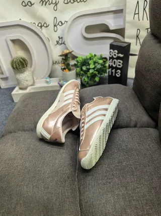 Adidas Tênis Lifestyle Marrom Bege Metálico Couro Superior Costurado Três Listras 6