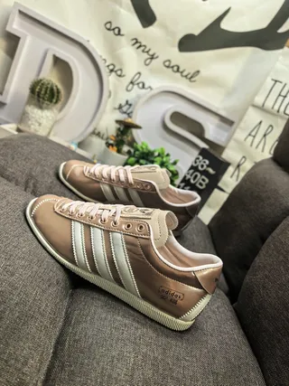 Adidas Tênis Lifestyle Marrom Bege Metálico Couro Superior Costurado Três Listras 7