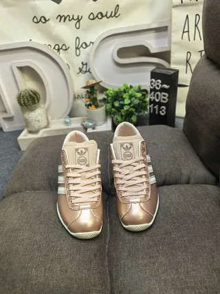 Adidas Tênis Lifestyle Marrom Bege Metálico Couro Superior Costurado Três Listras 10