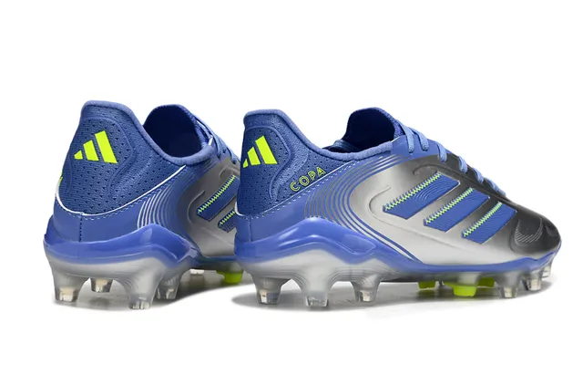 Adidas Copa Sapatos de futebol com upper sintético prata azul metálico com sobreposições de três listras para gramado firme 5