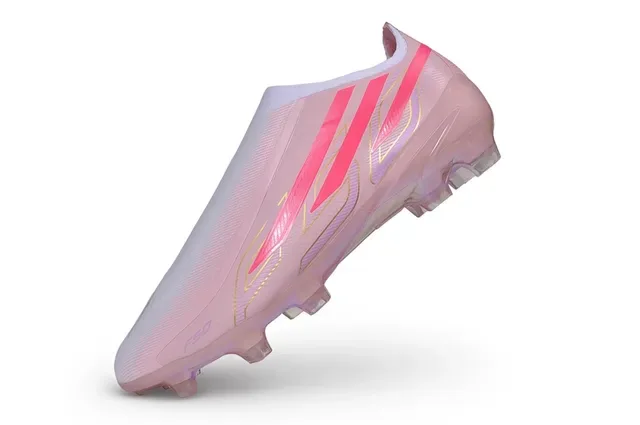 Adidas F30 Translucent Pink Iridescent Zapatos de fútbol para terreno firme 3
