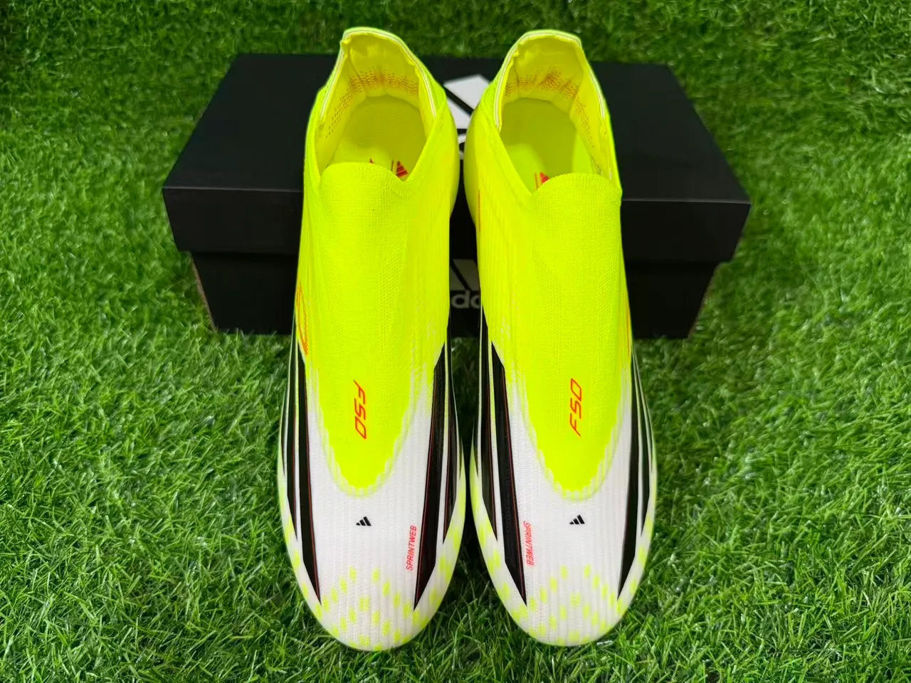 Adidas F50 Neon Yellow Black Firm-Ground Sapatos de futebol 5
