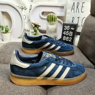 Adidas Gazelle Chaussures Lifestyle en Daim Bleu Marine
