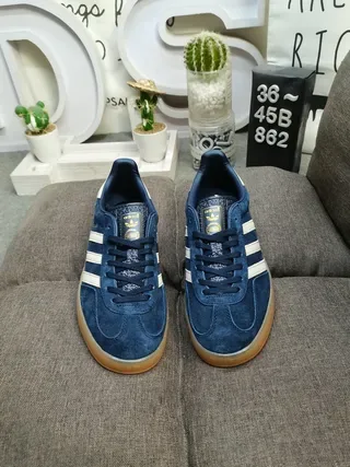 Adidas Gazelle Chaussures Lifestyle en Daim Bleu Marine 10