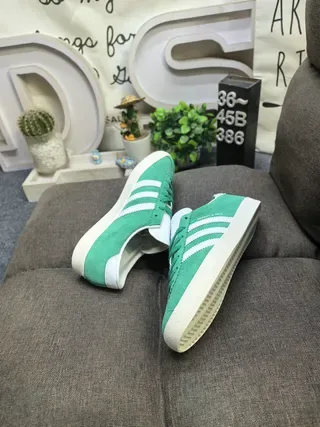 Adidas Gazelle OG Zapatillas Lifestyle de Gamuza Verde 6