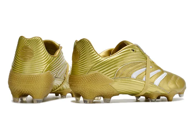 Adidas حذاء كرة القدم للأرض الصلبة مع نسيج مقرمش، سطح أصلي اصطناعي معدني أبيض ذهبي 17