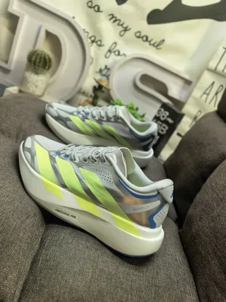 Adidas Gray Yellow Low-Top Racing Flat Silhouette Running Shoes 7