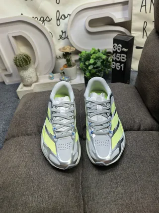 Adidas Gray Yellow Low-Top Racing Flat Silhouette Running Shoes 10