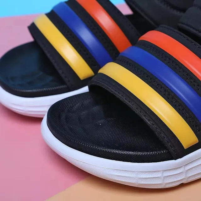 Adidas বাচ্চাদের ডুয়াল-স্ট্র্যাপ প্যাস্টেল কালারব্লক ক্যাজুয়াল স্যান্ডেল 9