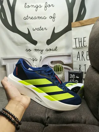 Adidas 海军蓝黄色低帮网面跑鞋 5