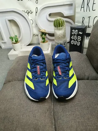 Adidas 海军蓝黄色低帮网面跑鞋 10