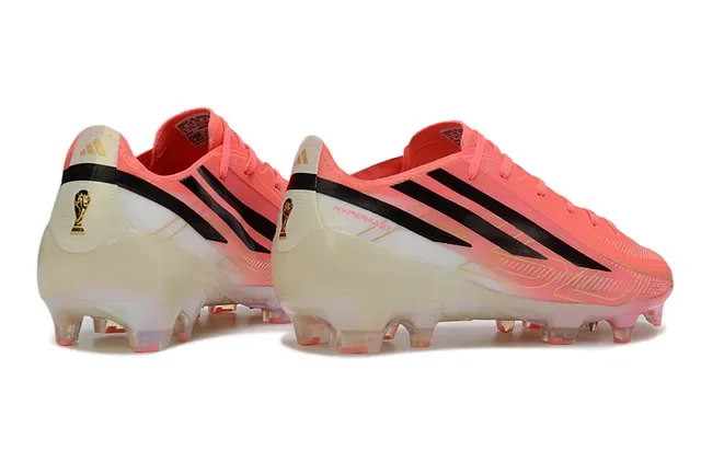 Adidas पिंक ब्लैक लो-प्रोफाइल स्पीड-फोकस्ड फर्म-ग्राउंड सोकर जूते 5