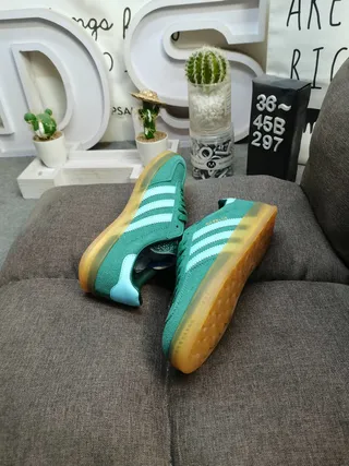 Adidas وردي أخضر جلد مخملي الجزء العلوي سول مطاطي حذاء نمط حياة 16