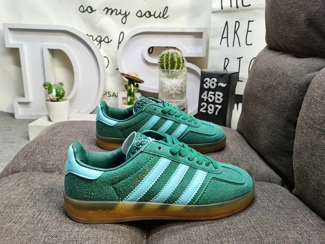 Adidas وردي أخضر جلد مخملي الجزء العلوي سول مطاطي حذاء نمط حياة 21