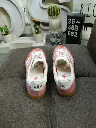 Adidas Tênis Lifestyle de Ante Rosa e Branco com Painel Lateral de Três Listras 8