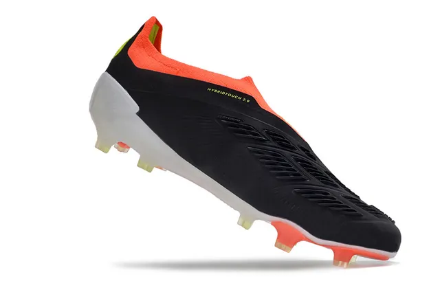Adidas Predator 黑橙色 袜式领口 三条纹 中足 硬地 足球鞋 2
