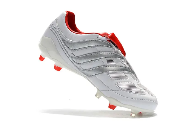 Adidas Predator Boost 白红 硬地足球鞋 3