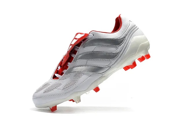 Adidas Predator Boost 白红 硬地足球鞋 4