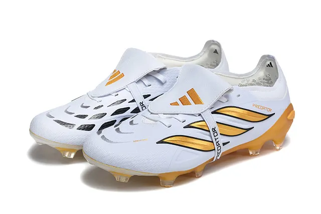 Adidas Predator Zapatos de fútbol blanco y oro para terreno firme 8