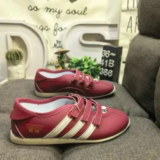 Adidas Rojo Beige Sin Cordones Correa Velcro Strap Zapatos Lifestyle