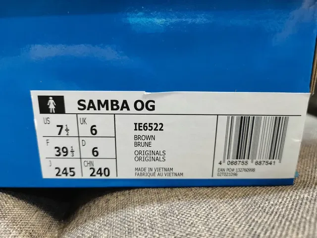 Adidas Samba Brown and White Lifestyle Sneakers 2