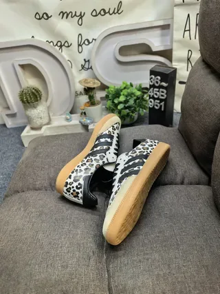 Adidas Samba 豹纹生活运动鞋 6
