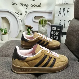 Adidas Samba OG Tan Black Gum حذاء أسلوب حياة