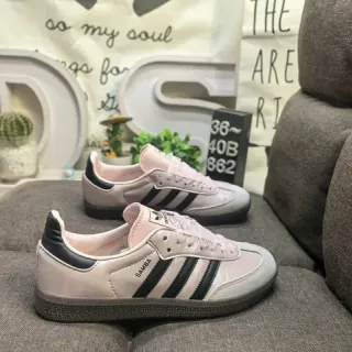 Adidas Samba حذاء رياضي أسلوب حياة وردي فاتح وأسود
