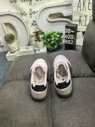 Adidas Samba Zapatillas Lifestyle Rosa pálido y negro 8
