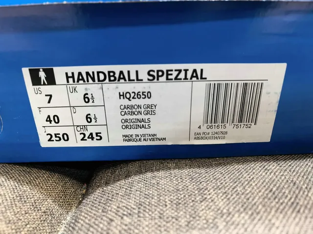 Adidas Spezial Gris Ante Rayas Blancas Suela de Goma Sneakers Lifestyle 12