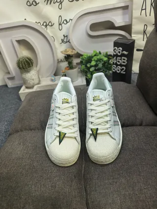 Adidas Superstar Dumbo Collaboration Zapatillas Lifestyle Blancos y Verde Menta 10