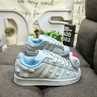 Adidas Superstar Hello Kitty 浅灰天空蓝生活方式运动鞋