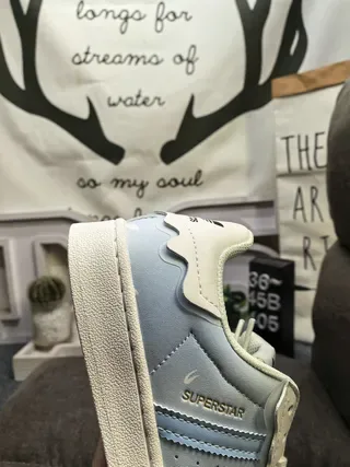 Adidas Superstar 薄荷绿和白色生活方式运动鞋 13