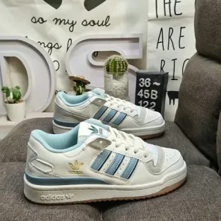 Adidas أبيض أزرق منخفض الكعب كبسول نمط الحياة حذاء رياضي
