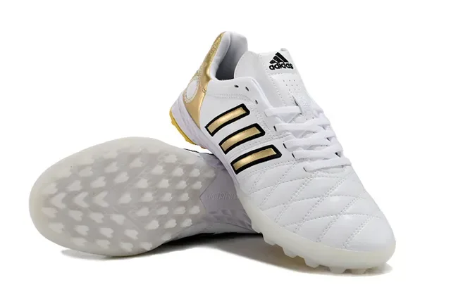Adidas Chaussures de football pour pelouse artificielle blanc doré avec upper quilté et trois rayures 4