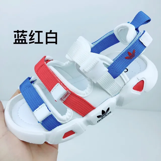 Adidas صنادل كاجوال أبيض وأخضر متعدد الحزام 4