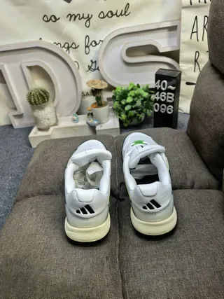 Adidas Sneakers Lifestyle en Maille Blanc Low-Top 18