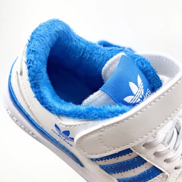 Adidas 白粉低帮魔术贴叠穿生活运动鞋 17