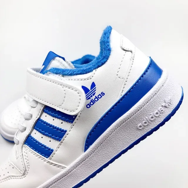 Adidas 白粉低帮魔术贴叠穿生活运动鞋 21