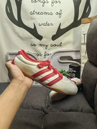 Adidas White Red Low-Top Velcro Strap Lifestyle Sneakers 5