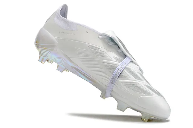Adidas Chaussures de Football Blanc Argenté avec Rayures Métalliques Haut Terre Ferme 2