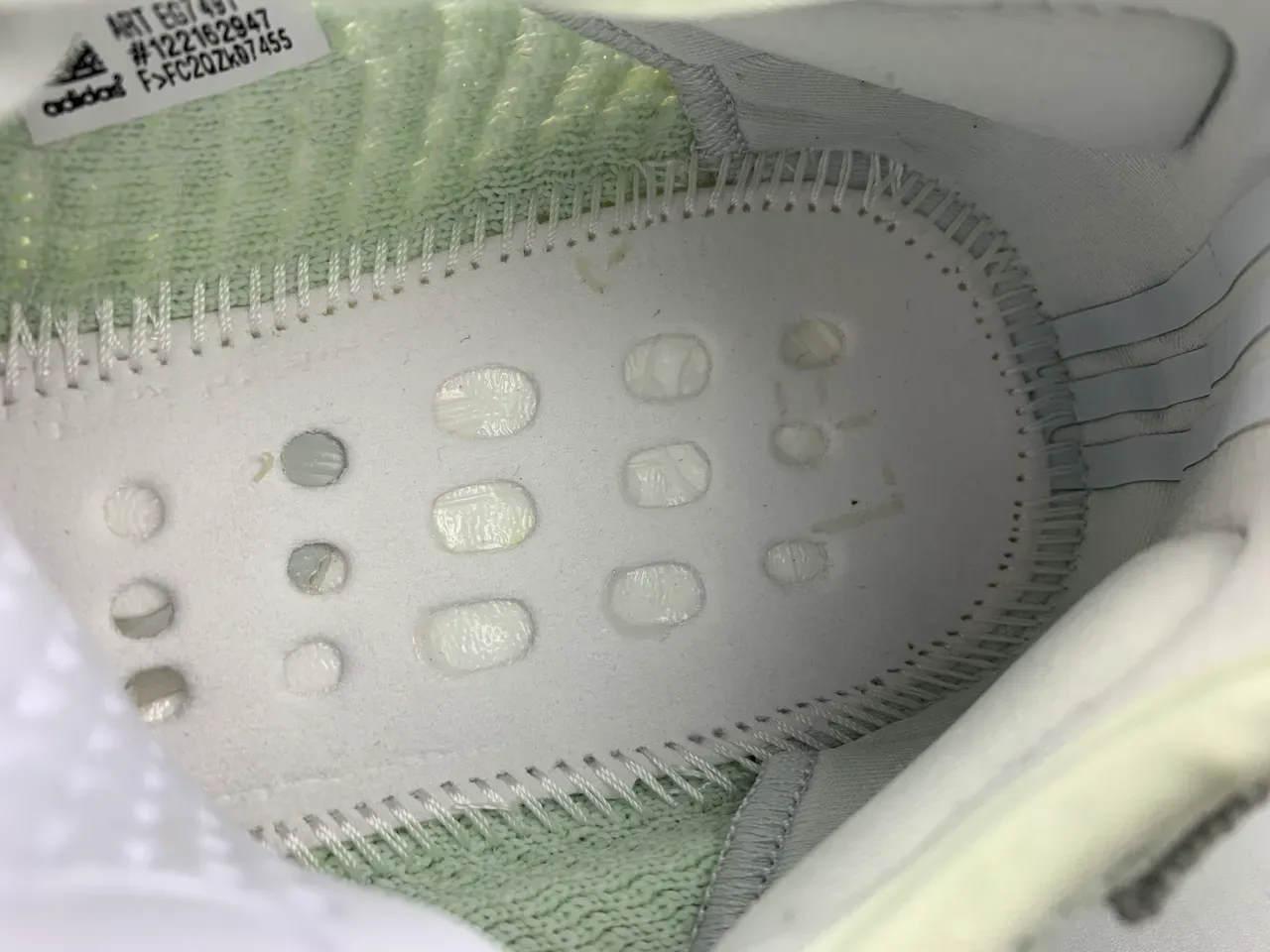 Zapatillas Lifestyle Adidas Yeezy Boost 350 V2 Color Pale Mint 3