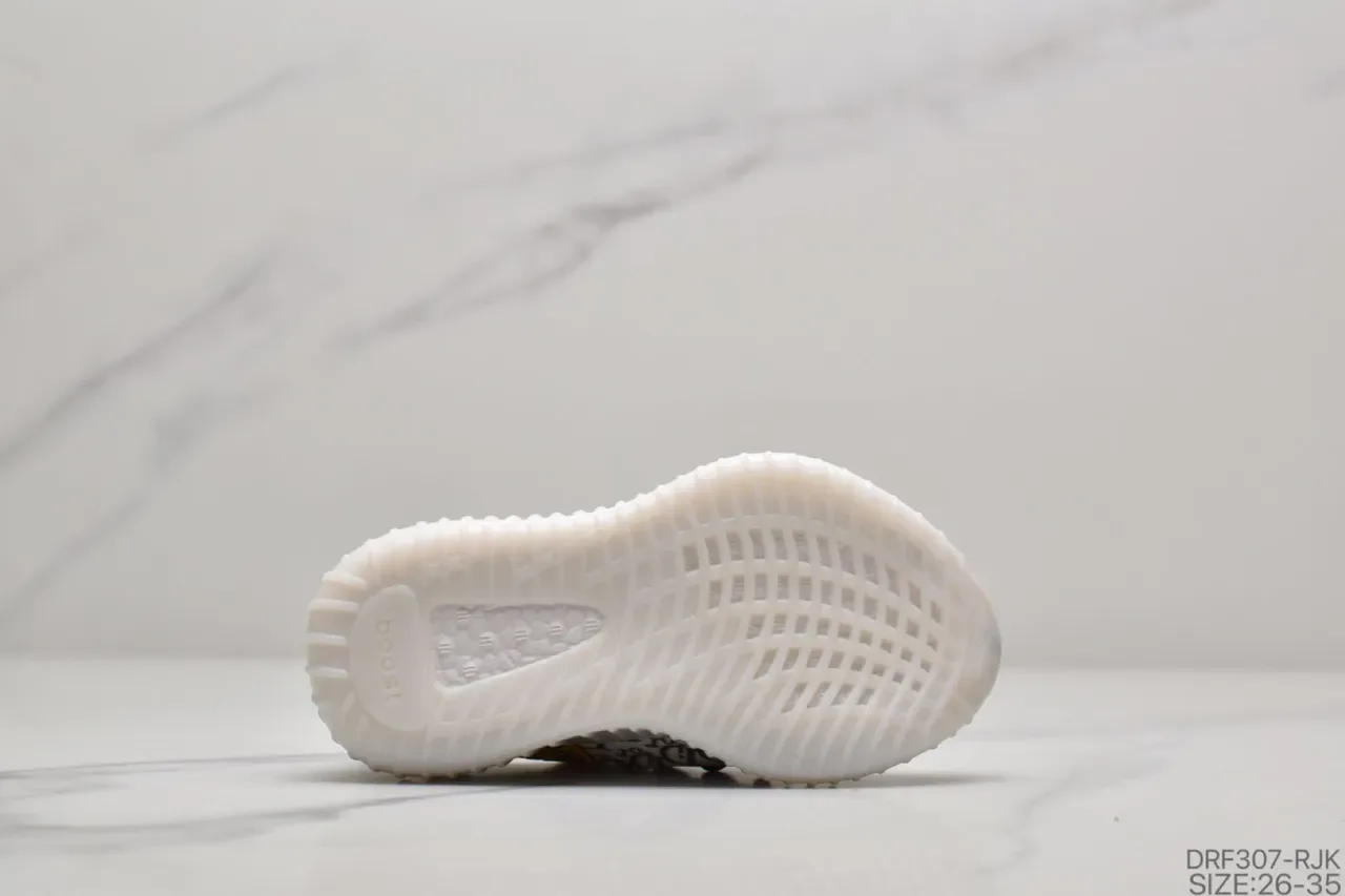 Adidas Yeezy Boost 700 Beige Noir Sculpté Semelle Intermédiaire Cage Superposition Construction Sneakers Lifestyle 2