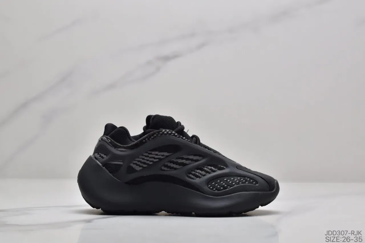 Adidas Yeezy Boost 700 Beige Noir Sculpté Semelle Intermédiaire Cage Superposition Construction Sneakers Lifestyle 12