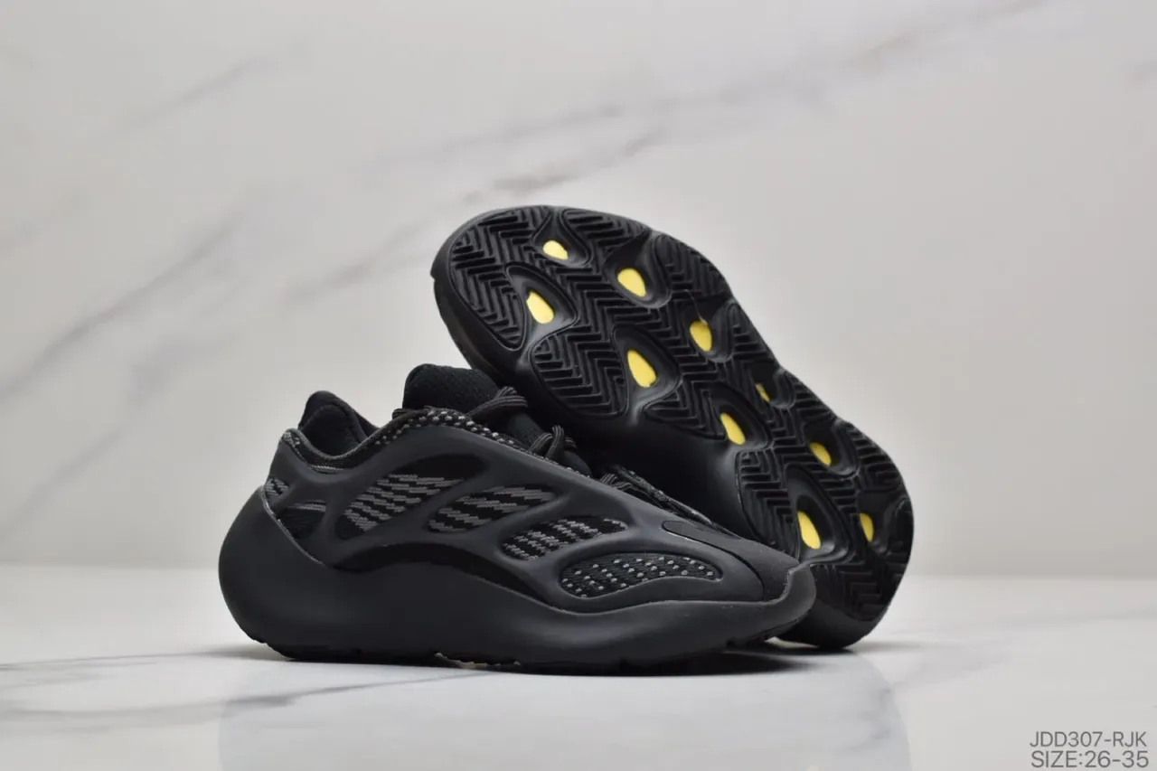 Adidas Yeezy Boost 700 Beige Noir Sculpté Semelle Intermédiaire Cage Superposition Construction Sneakers Lifestyle 15
