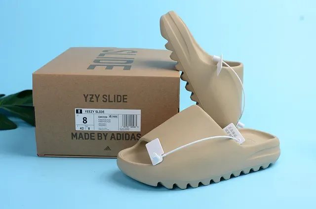 Adidas Yeezy Slide Beige Molded EVA Sandales 2