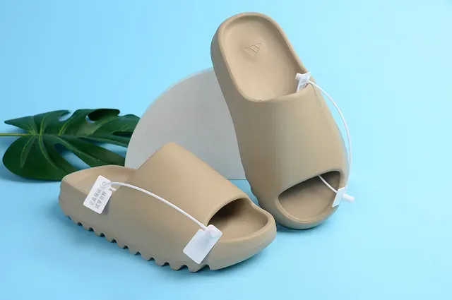 Adidas Yeezy Slide Beige Molded EVA Sandales 5