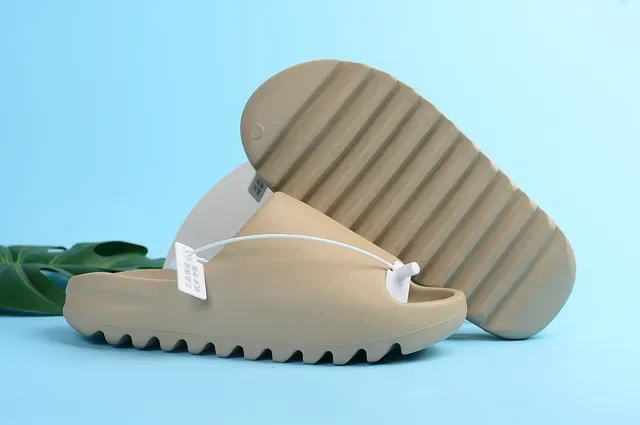 Adidas Yeezy Slide Beige Molded EVA Sandales 6