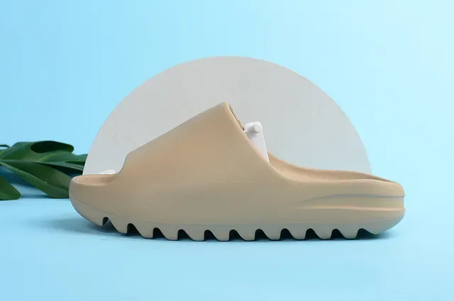 Adidas Yeezy Slide Beige Molded EVA Sandales 7