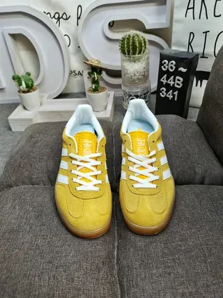 Adidas Yellow White Suede Upper Three-Stripe Side Panel Lifestyle Sneakers 10